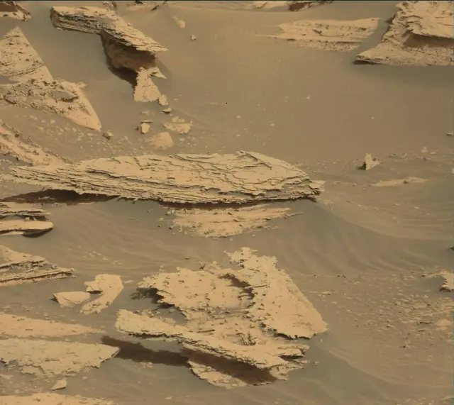 Sol 4028: Mast Camera (Mastcam)