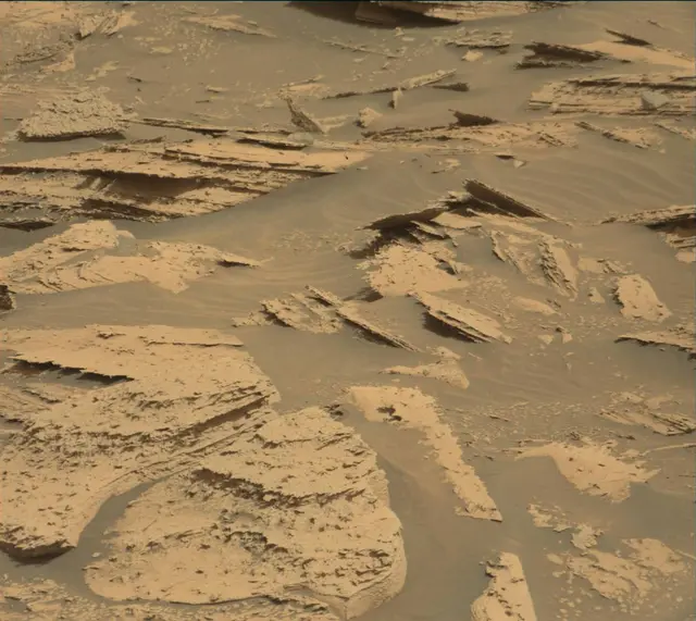 Sol 4028: Mast Camera (Mastcam)