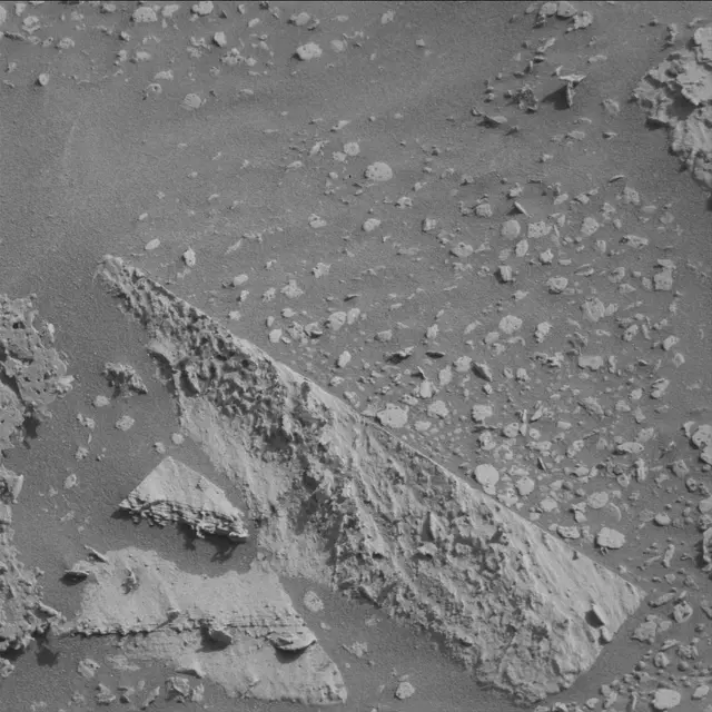Sol 4028: Mast Camera (Mastcam)