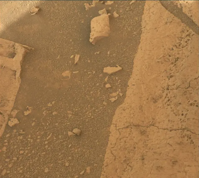 Sol 4028: Mast Camera (Mastcam)