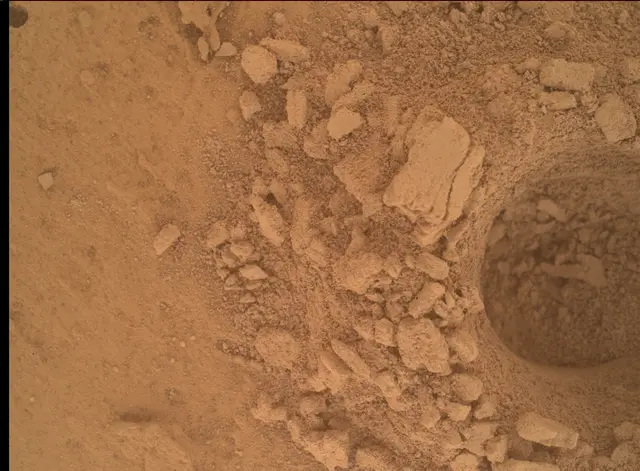 Sol 4028: Mars Hand Lens Imager (MAHLI)