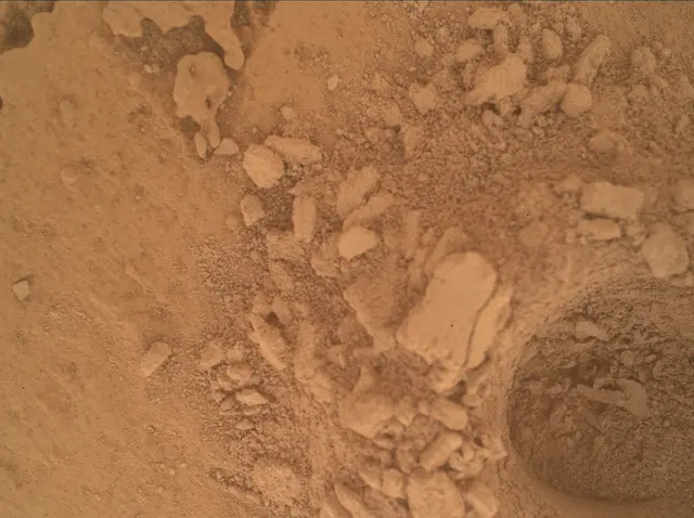 Sol 4028: Mars Hand Lens Imager (MAHLI)