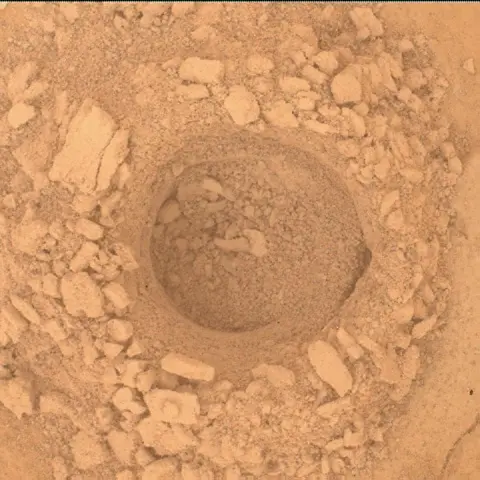 Sol 4028: Mars Hand Lens Imager (MAHLI)