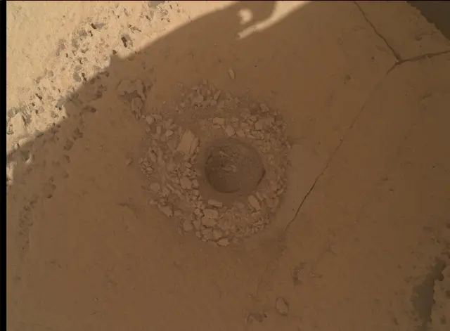Sol 4028: Mars Hand Lens Imager (MAHLI)
