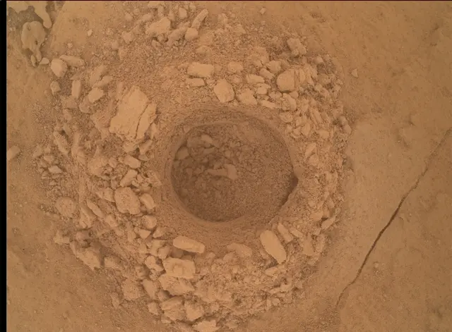 Sol 4028: Mars Hand Lens Imager (MAHLI)