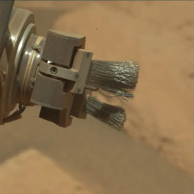 Sol 4030: Mast Camera (Mastcam)