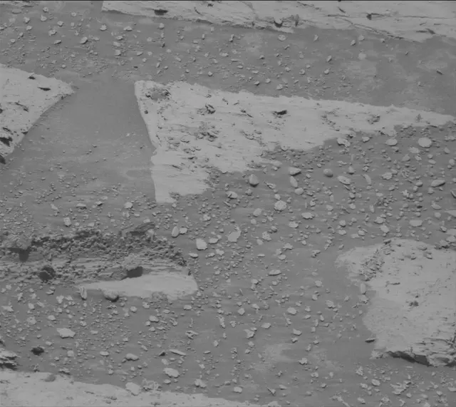 Sol 4030: Mast Camera (Mastcam)