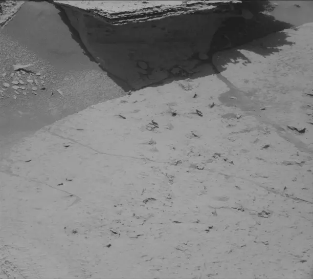 Sol 4030: Mast Camera (Mastcam)