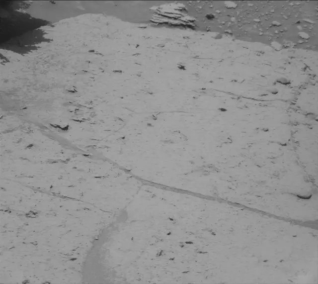 Sol 4030: Mast Camera (Mastcam)