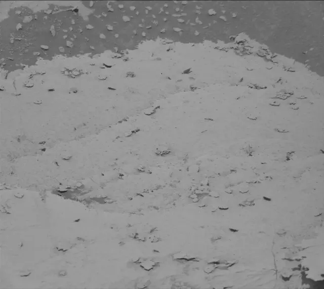 Sol 4030: Mast Camera (Mastcam)