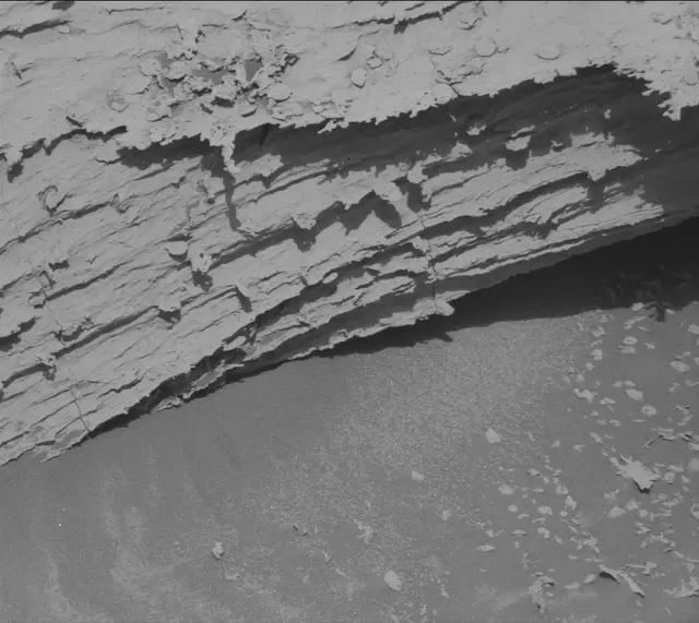 Sol 4030: Mast Camera (Mastcam)