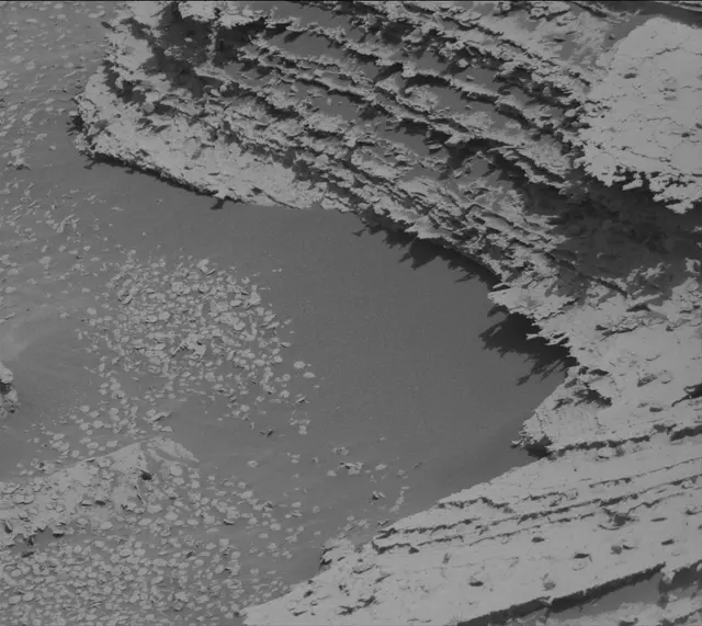 Sol 4030: Mast Camera (Mastcam)