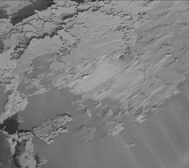 Sol 4030: Mast Camera (Mastcam)