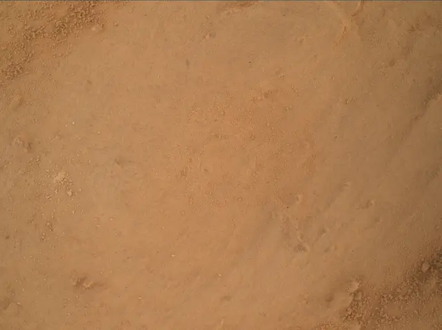 Sol 4030: Mars Hand Lens Imager (MAHLI)