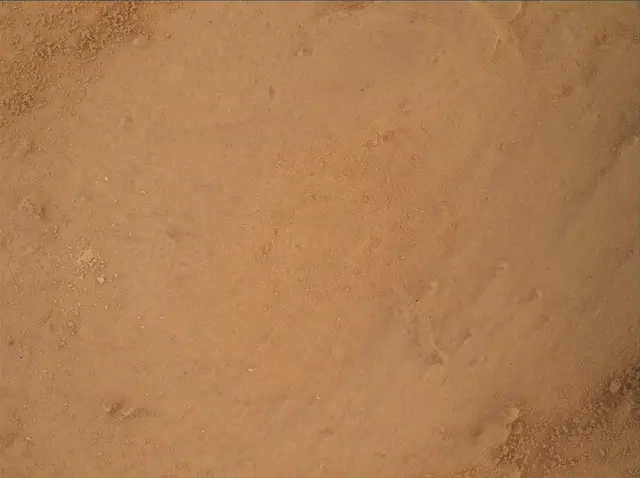 Sol 4030: Mars Hand Lens Imager (MAHLI)