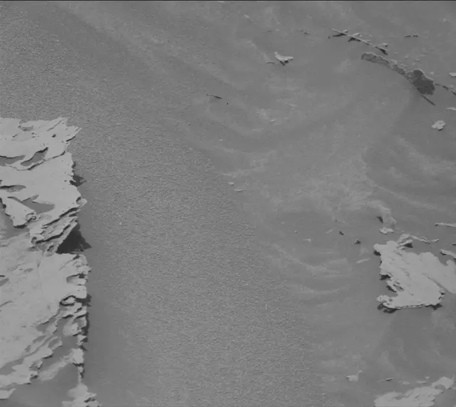Sol 4032: Mast Camera (Mastcam)