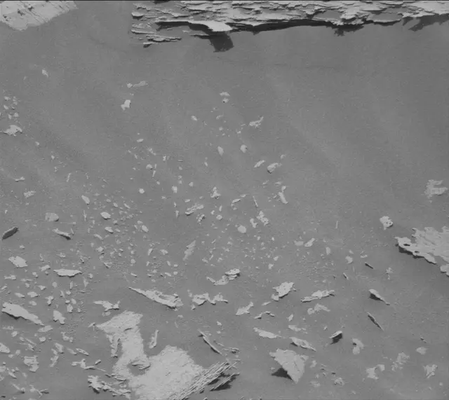 Sol 4032: Mast Camera (Mastcam)