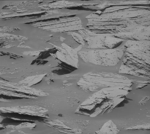 Sol 4033: Mast Camera (Mastcam)