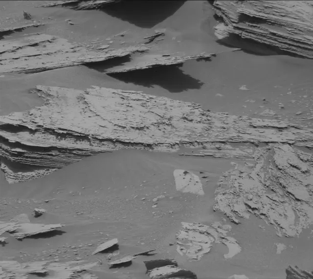 Sol 4033: Mast Camera (Mastcam)