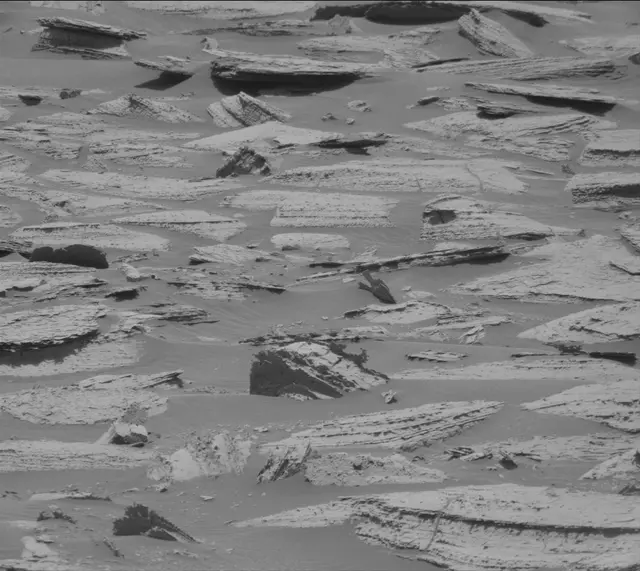 Sol 4033: Mast Camera (Mastcam)
