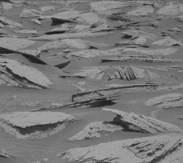 Sol 4033: Mast Camera (Mastcam)