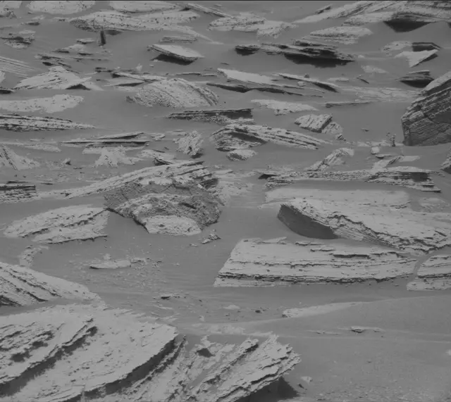 Sol 4033: Mast Camera (Mastcam)
