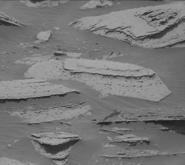 Sol 4033: Mast Camera (Mastcam)