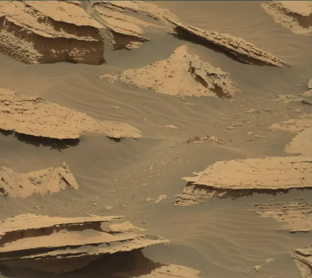 Sol 4033: Mast Camera (Mastcam)
