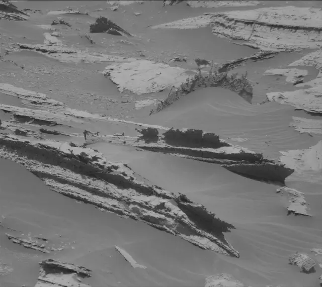 Sol 4033: Mast Camera (Mastcam)