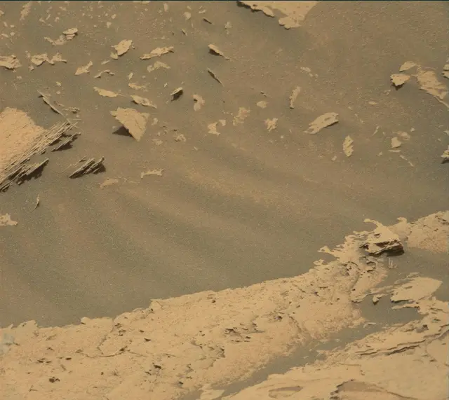 Sol 4033: Mast Camera (Mastcam)