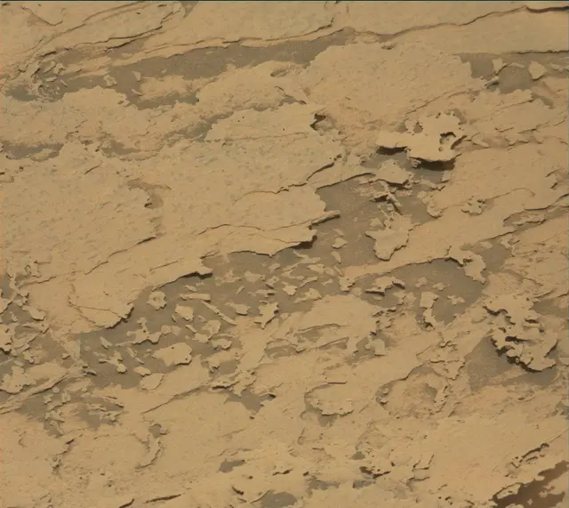 Sol 4033: Mast Camera (Mastcam)