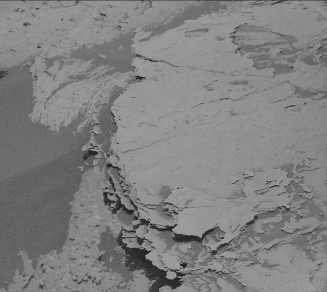 Sol 4033: Mast Camera (Mastcam)