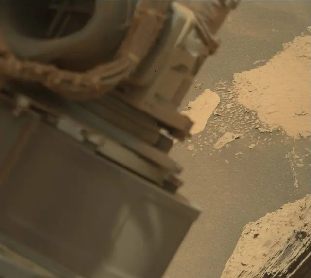 Sol 4033: Mast Camera (Mastcam)