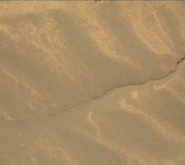 Sol 4033: Mast Camera (Mastcam)