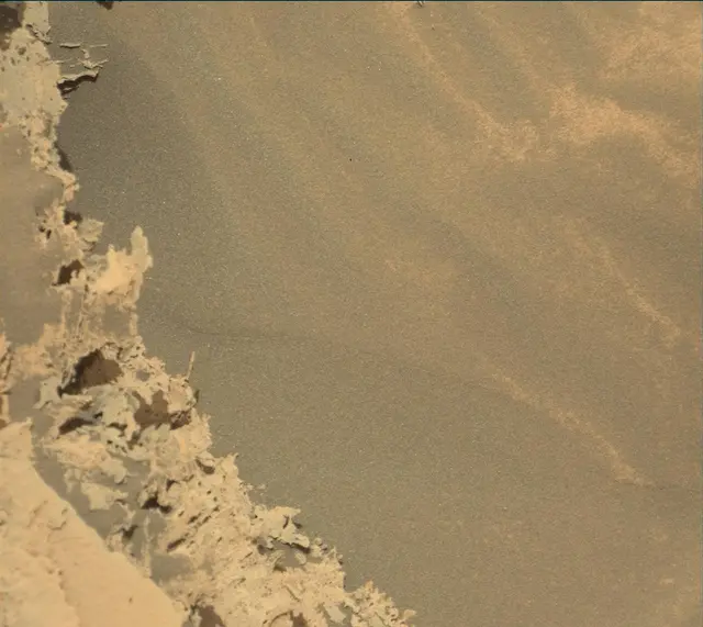 Sol 4033: Mast Camera (Mastcam)