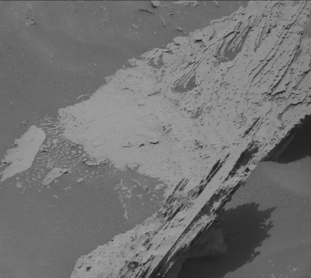 Sol 4035: Mast Camera (Mastcam)