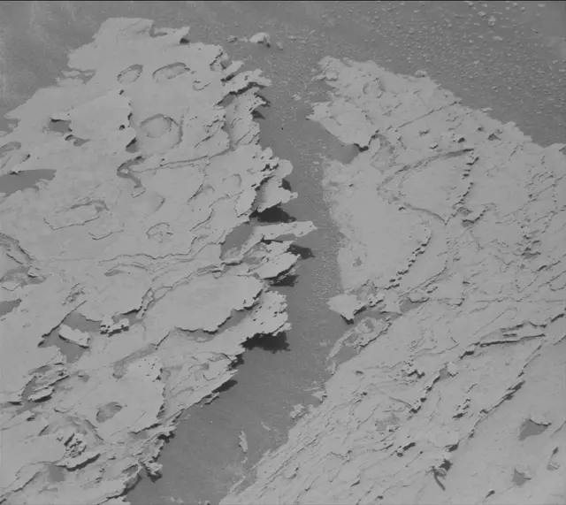 Sol 4035: Mast Camera (Mastcam)