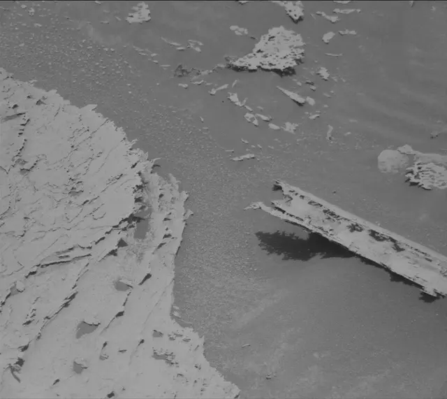 Sol 4035: Mast Camera (Mastcam)
