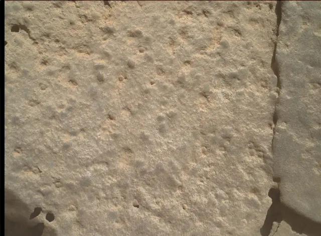 Sol 4035: Mars Hand Lens Imager (MAHLI)