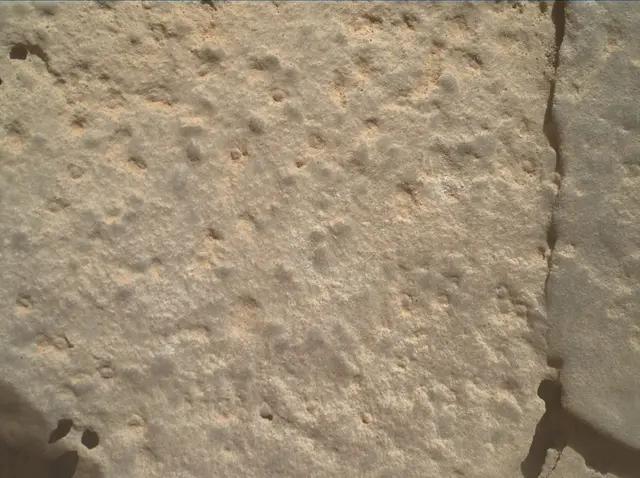 Sol 4035: Mars Hand Lens Imager (MAHLI)