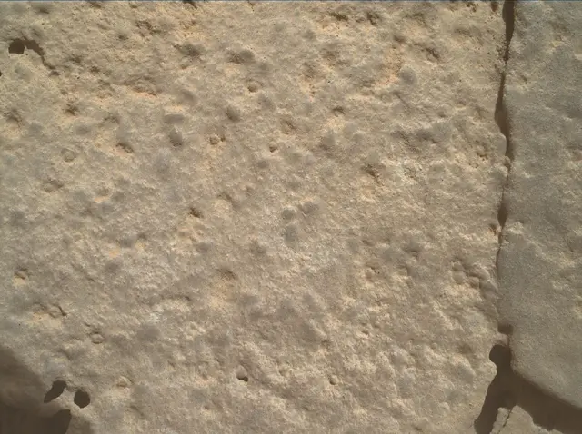 Sol 4035: Mars Hand Lens Imager (MAHLI)