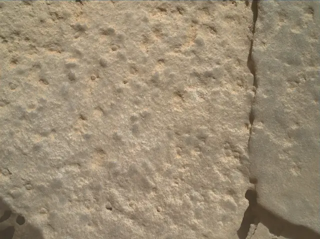 Sol 4035: Mars Hand Lens Imager (MAHLI)