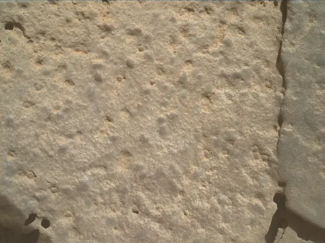 Sol 4035: Mars Hand Lens Imager (MAHLI)