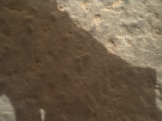 Sol 4035: Mars Hand Lens Imager (MAHLI)