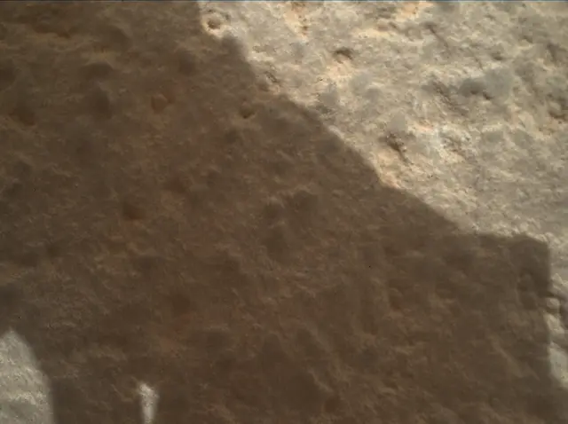 Sol 4035: Mars Hand Lens Imager (MAHLI)