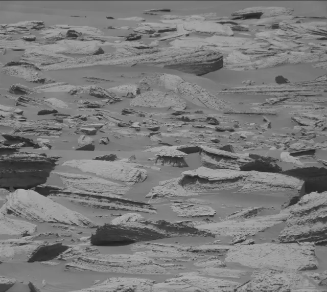 Sol 4036: Mast Camera (Mastcam)