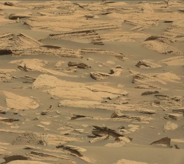 Sol 4037: Mast Camera (Mastcam)