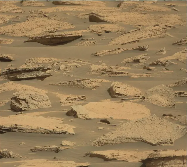 Sol 4037: Mast Camera (Mastcam)