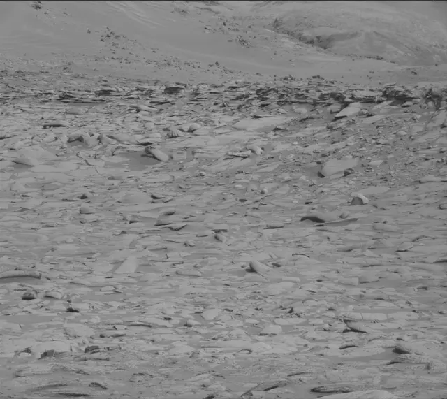 Sol 4037: Mast Camera (Mastcam)