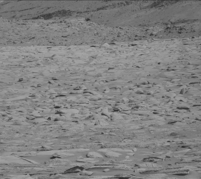 Sol 4037: Mast Camera (Mastcam)